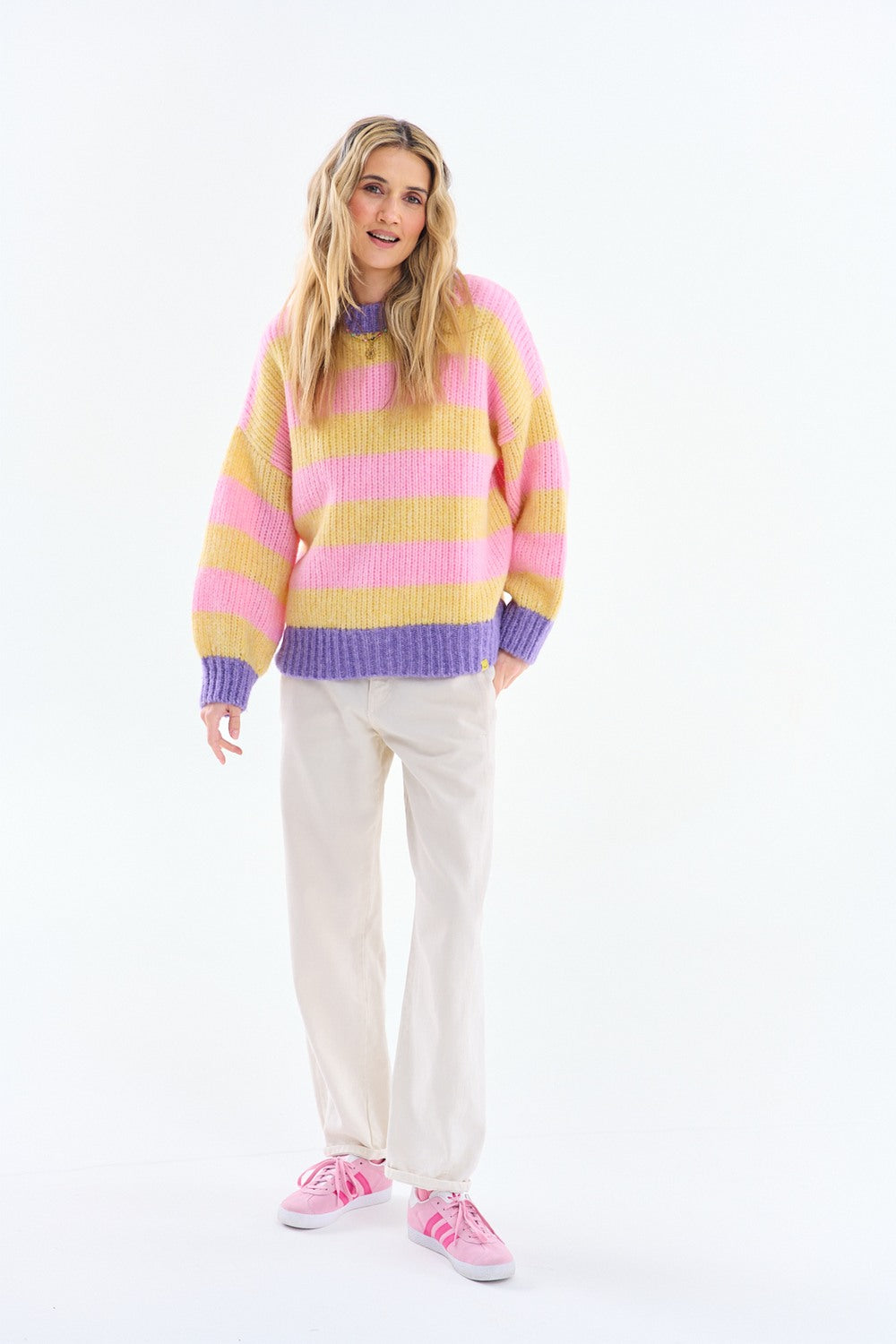 Sweter Fade Into You