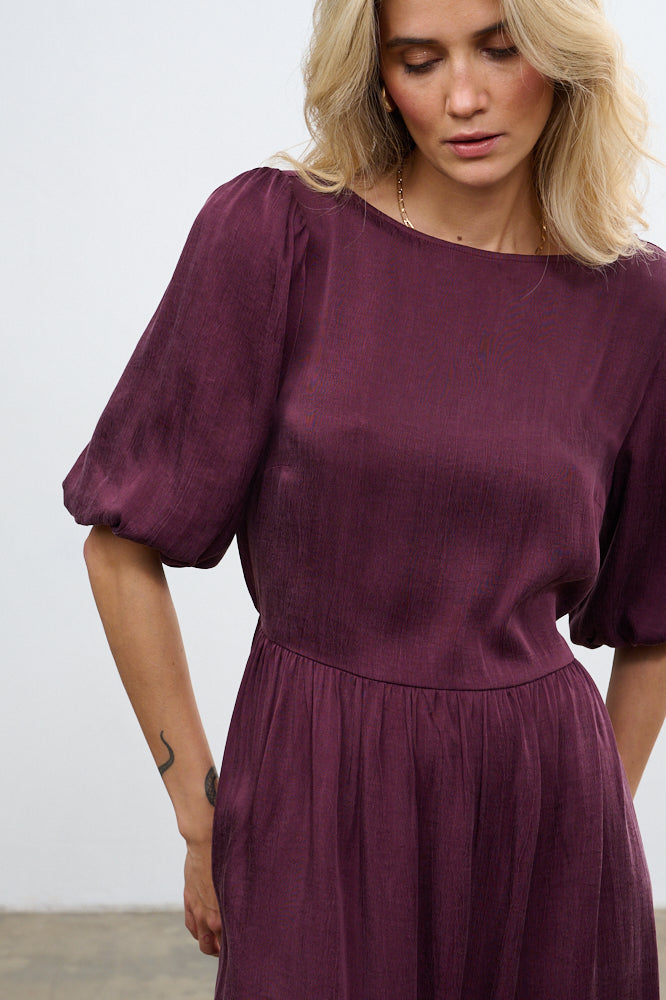 Sukienka midi Black Orchid
