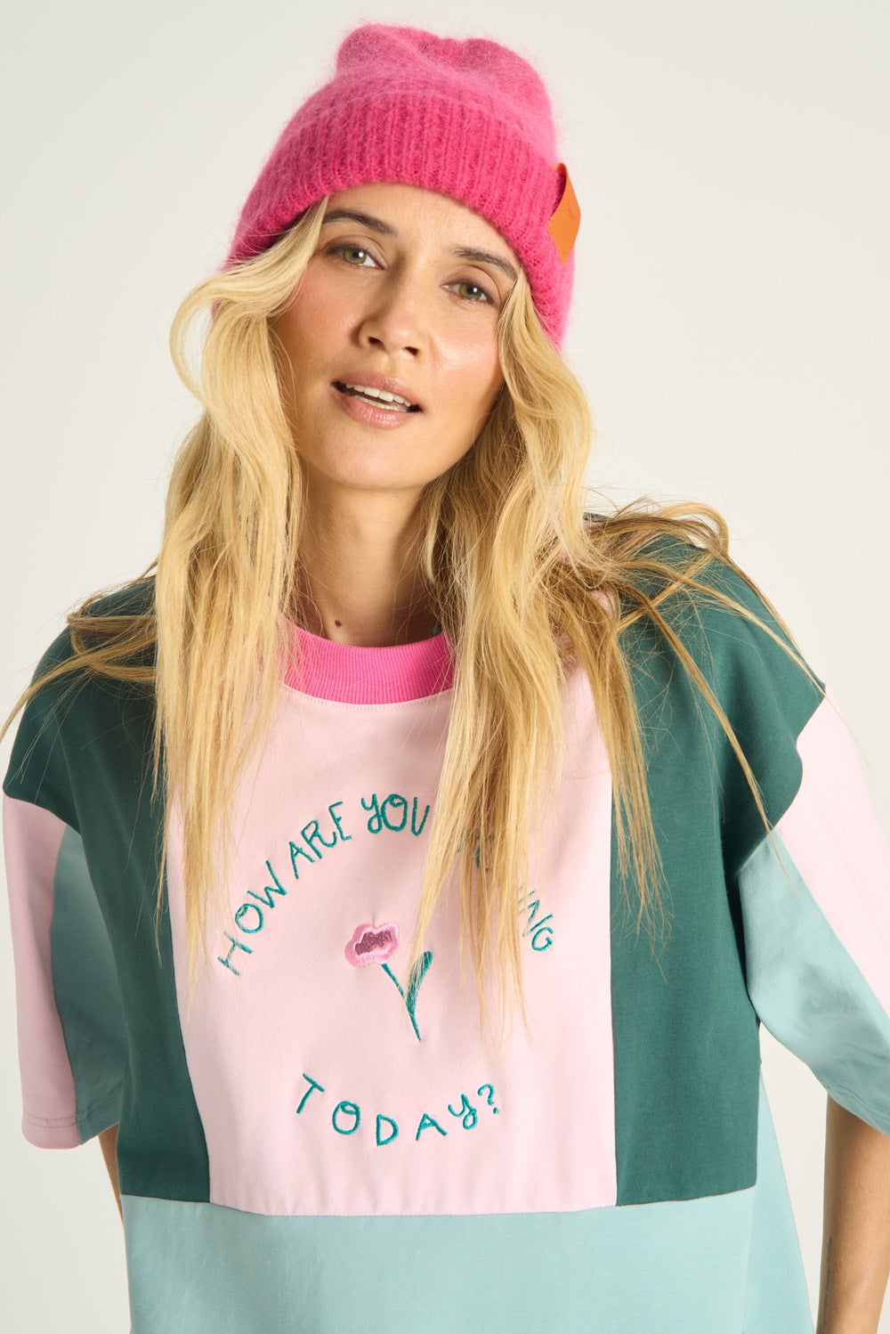 T-shirt How Are You x Loveis Wise
