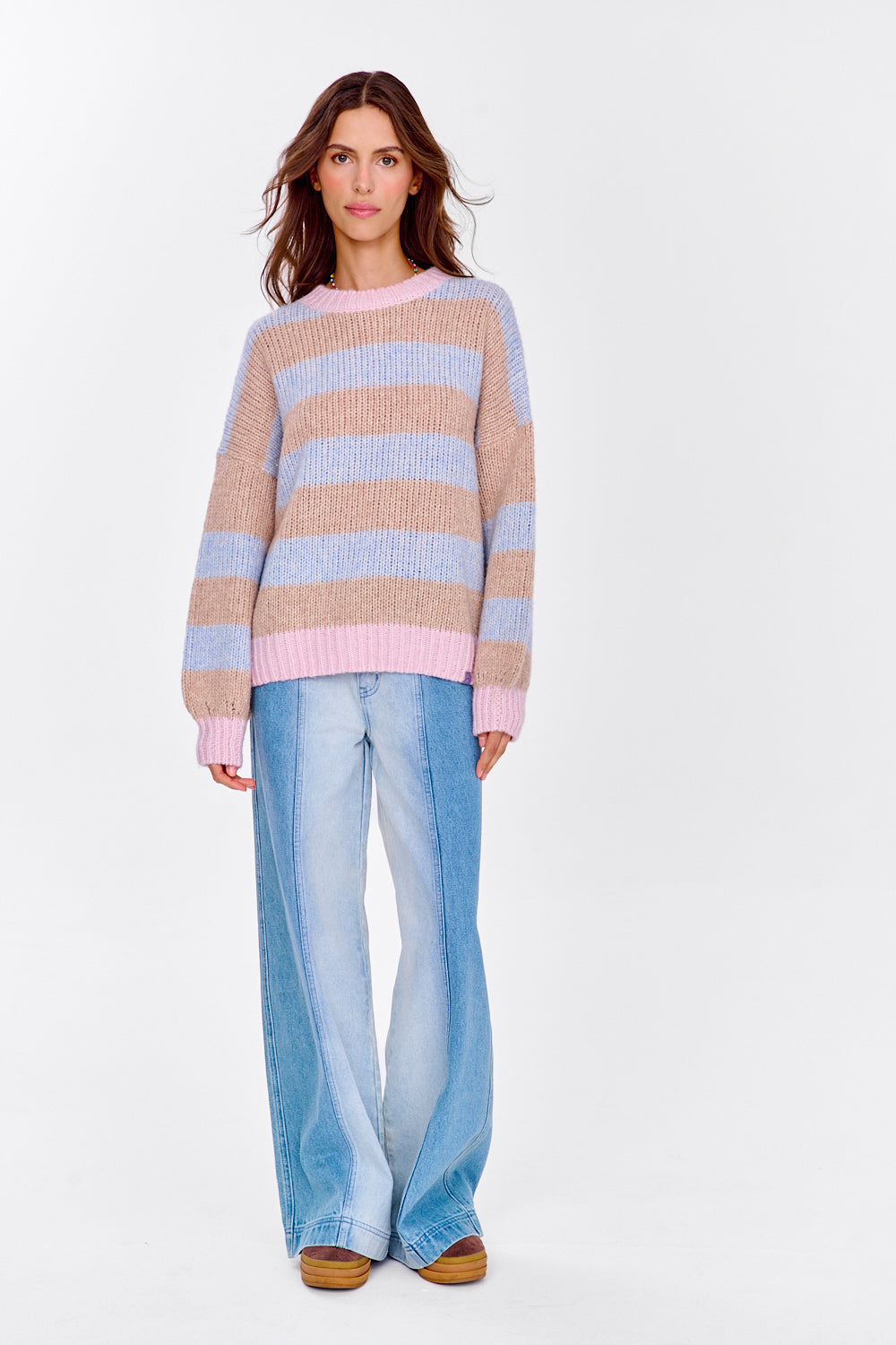 Sweter Fade Into You