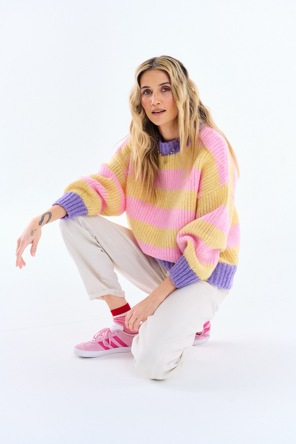 Sweter z wełną Strawberry Cream